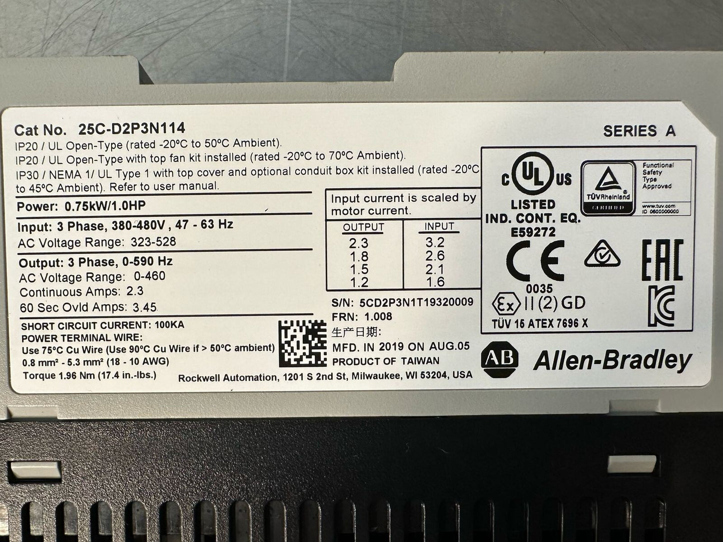 Allen Bradley 25C-D2P3N114 /A 1.0HP AC DRIVE (7.3.1)