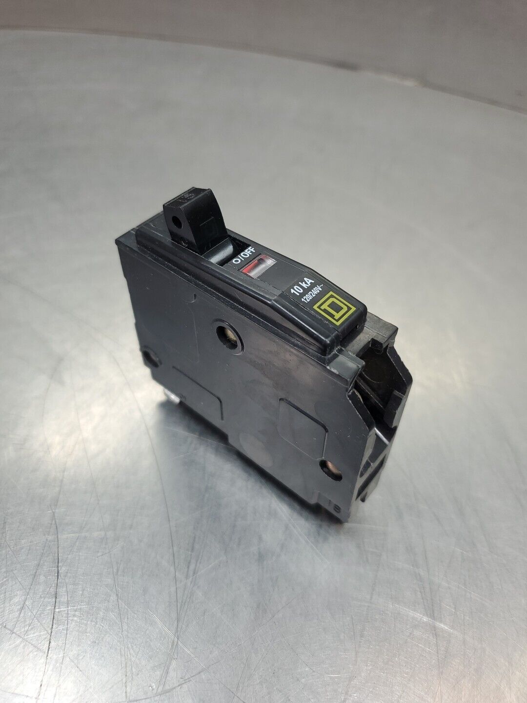 Square D QO115 15A 1-Pole Plug-on Circuit Breaker. 4B-38