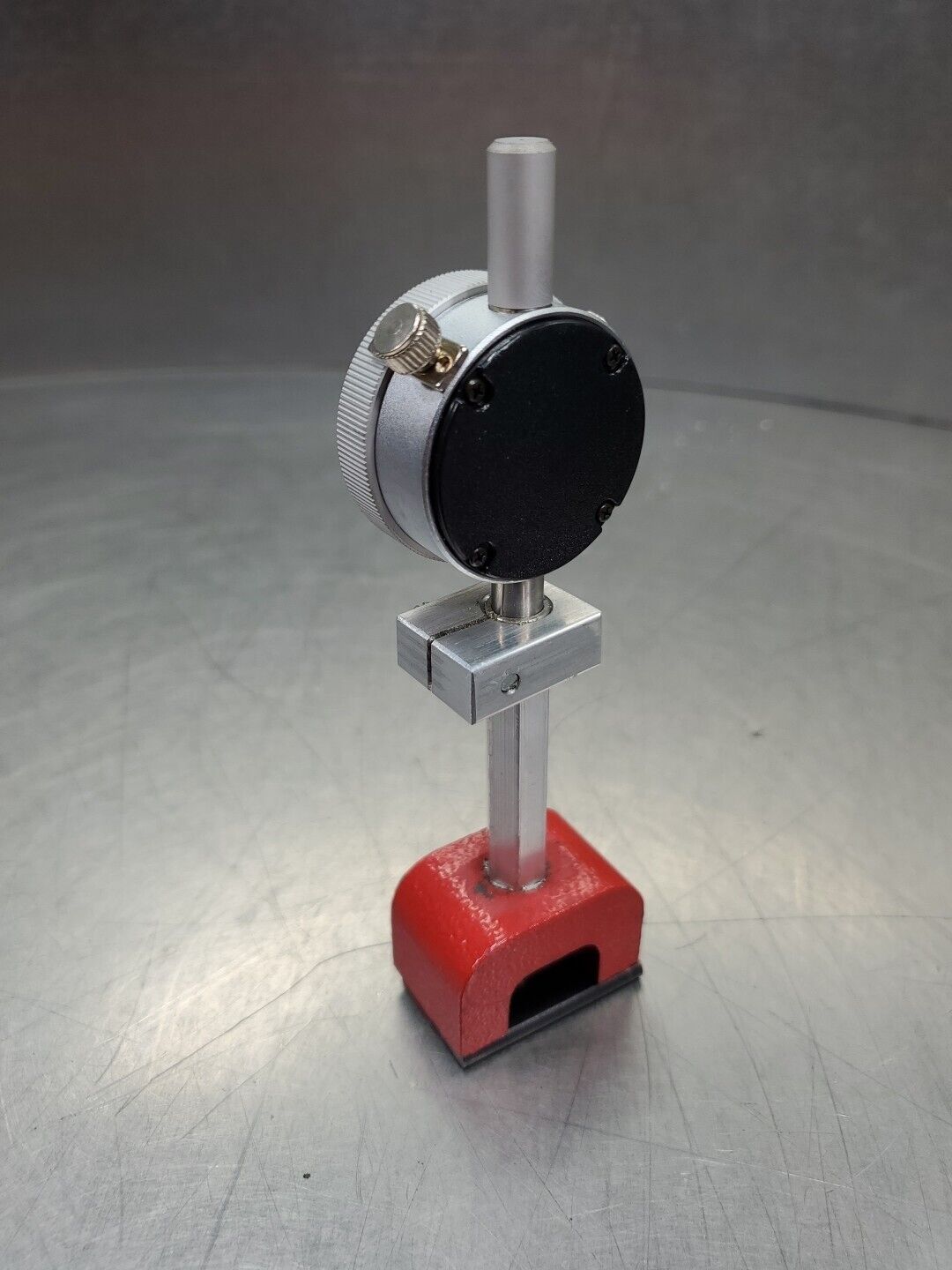 Mitutoyo 1044F Dial Indicator Force Gage w/Eclipse Horseshoe Mount. 6E-12