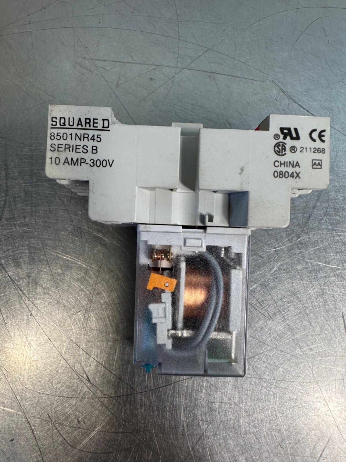 Abb Cr-m024dc4L 1svr405613r1100 Relay w/ Square D 8501nr45 B Base (4E-58)