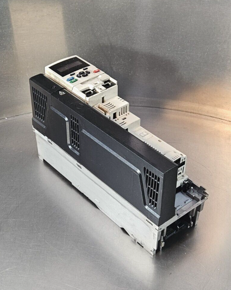 Tested Nidec Control Techniques M701-044-00172 A 7.5/15hp (BIN1.4.1)