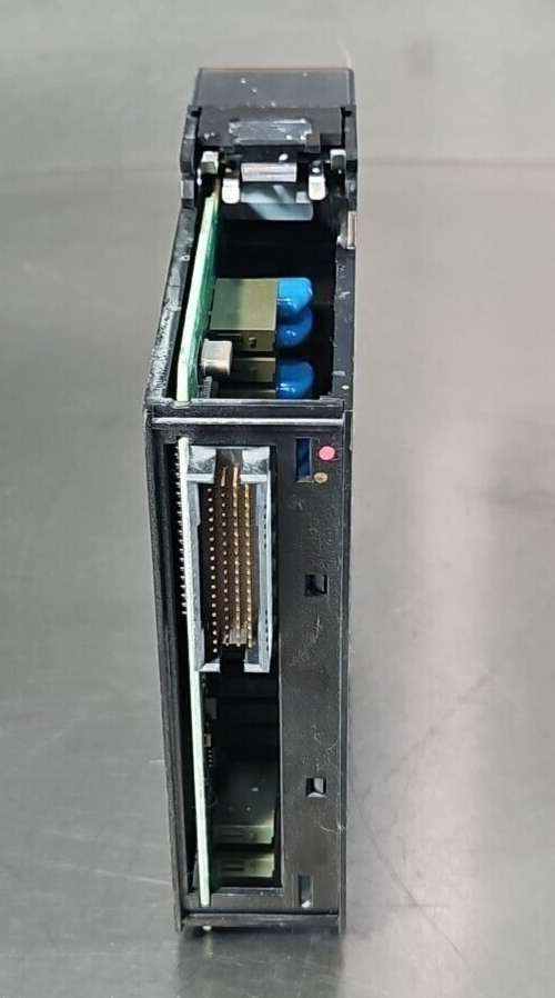 Allen Bradley 1756-0W161/A ControlLogix DC Output Module (BIN4.4.4)