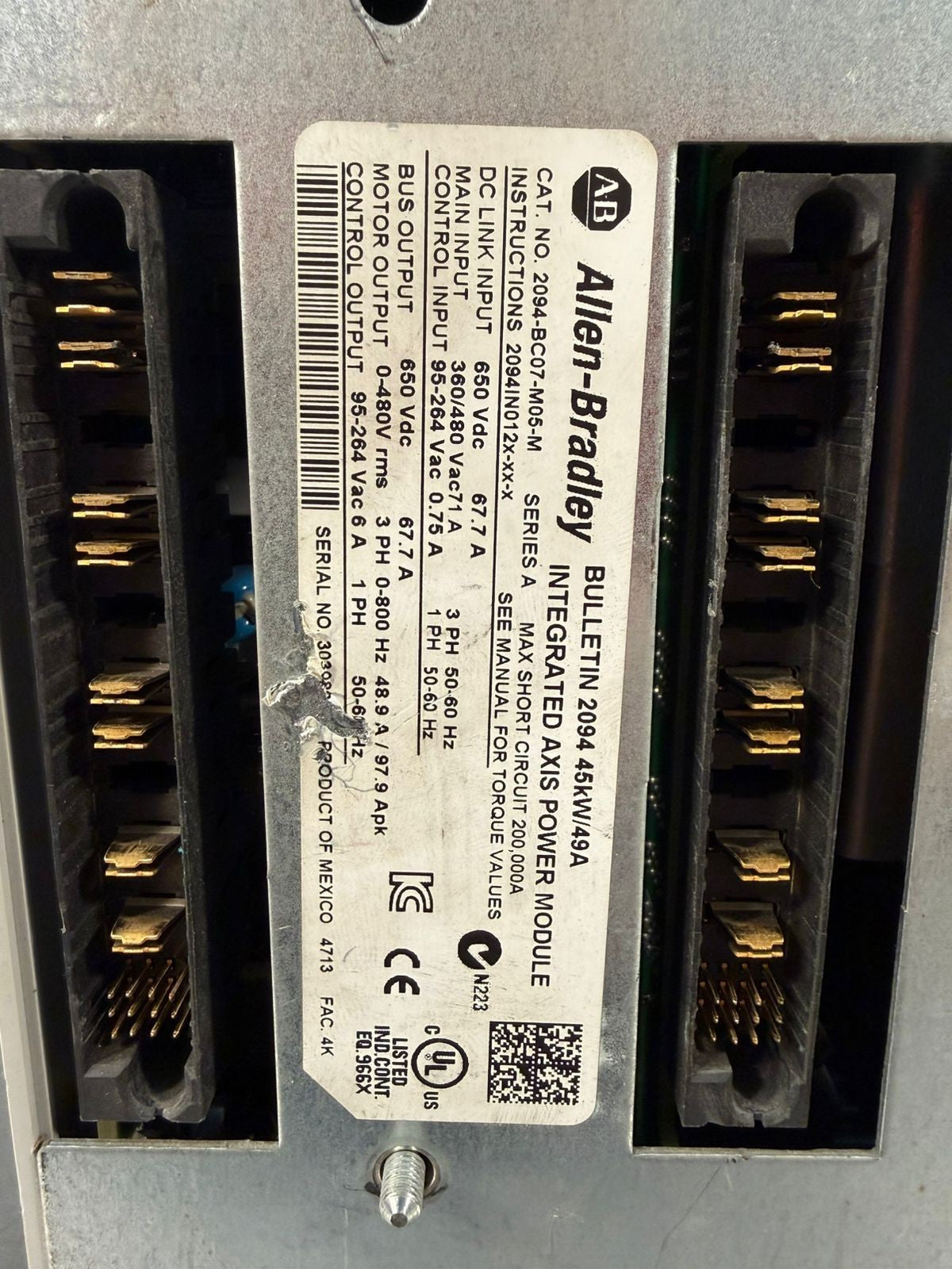 Allen-Bradley 2094-BC07-M05-M /A Bulletin 2094 45kw/49A (12.3.7)