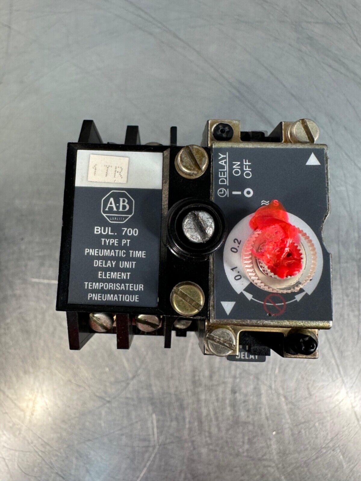 Allen-Bradley 700-P000A1/B AC Power Relay. (4-D8)