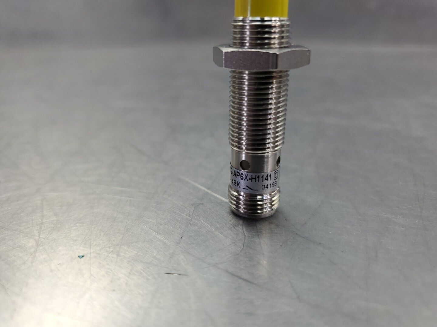 Turck Ni8U-EM12-AP6X-H1141 10-30VDC 200mA 8mm Proximity Sensor. 5E-17