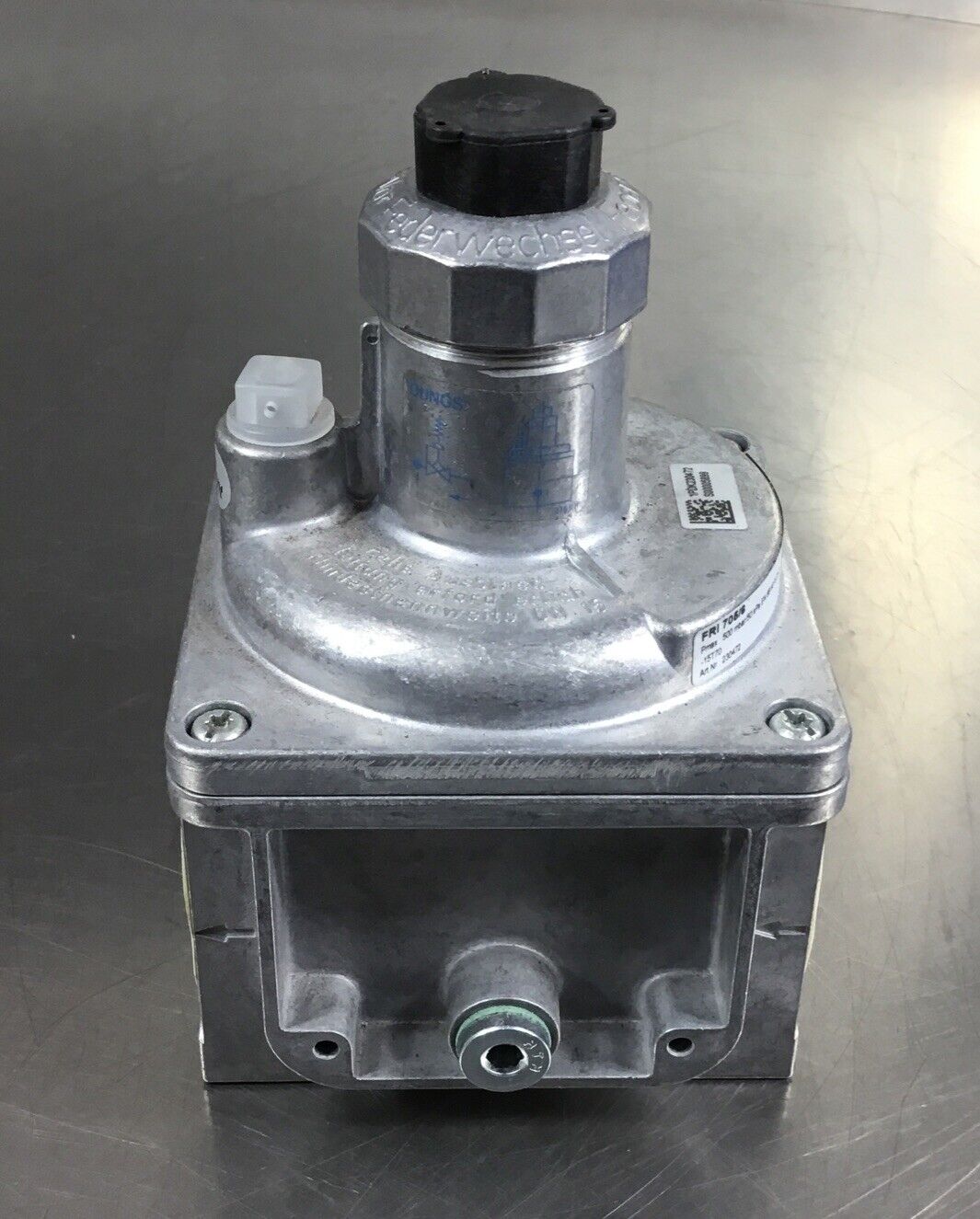 Dungs Gas Pressure Regulator FRI 705/6 PN 230472 6B-10