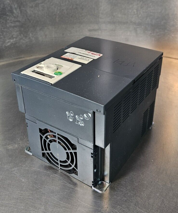 Schneider Electric ATV312HU55N4 480V 3-Phase Motor AC Drive (BIN653)