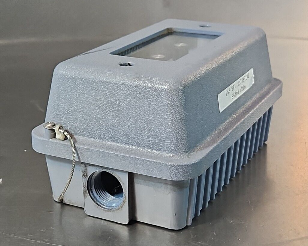 Rosemount 0230A Analytical Irvine CA 92606 115VAC 60Hz loc6C11