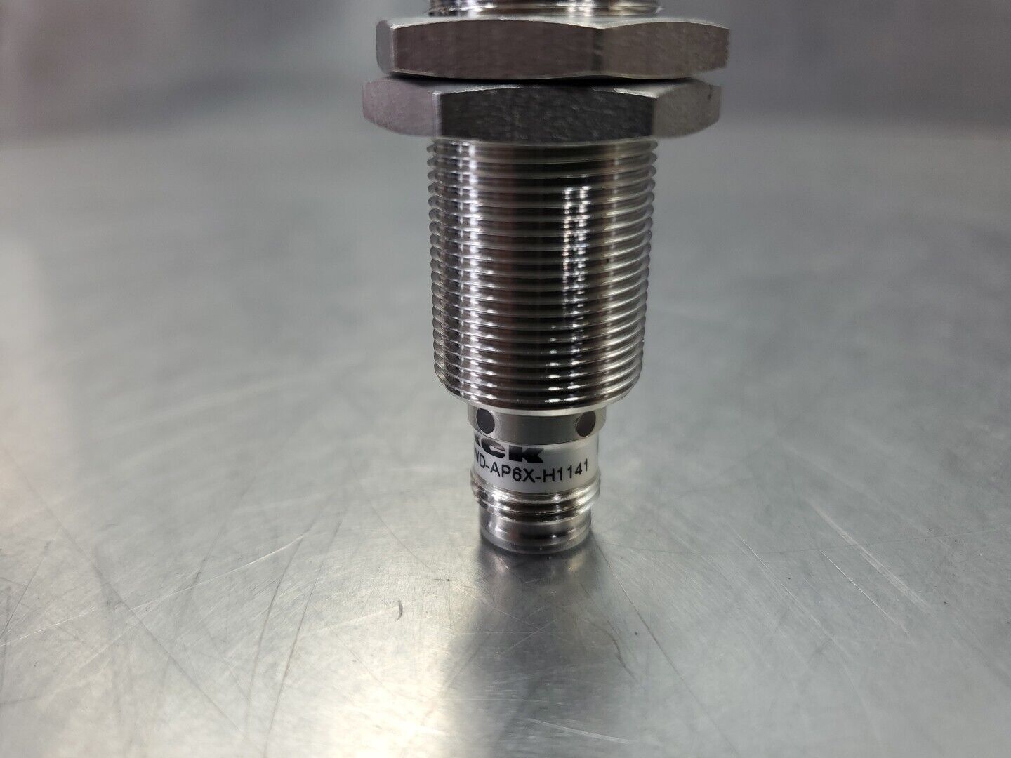 Turck Bi7-EM18WD-AP6X-H1141 Proximity Sensor (Silver) 5E-36/3