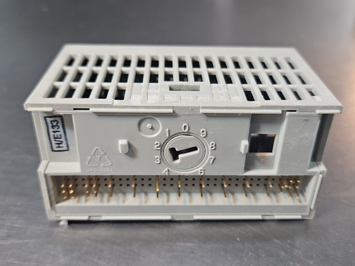 Allen Bradley 1794-IA8 Ser A Flex I/o Output Module loc3D42