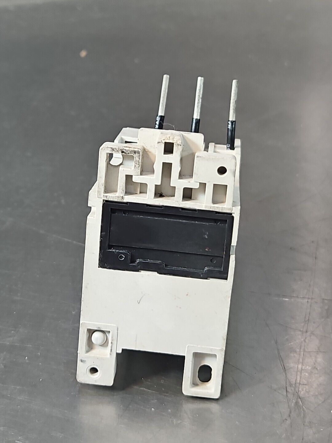 Cutler-Hammer C306DN3 Thermal Overload Relay Base loc4C4
