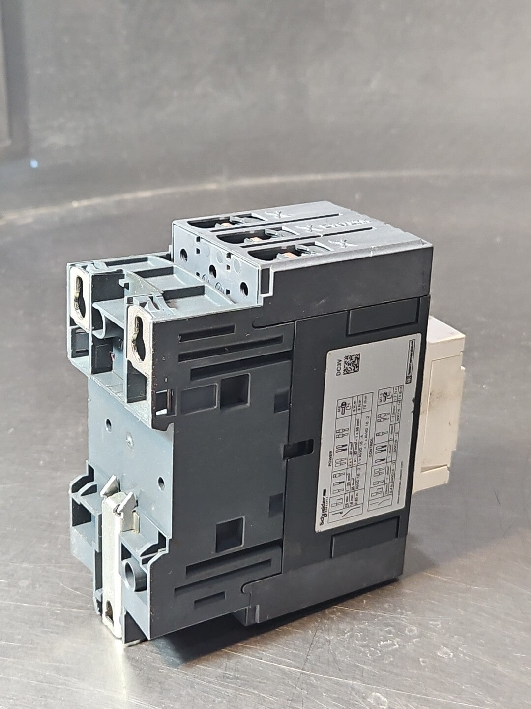 Schneider LC1D65A Coil Contactor 80A (BIN212)