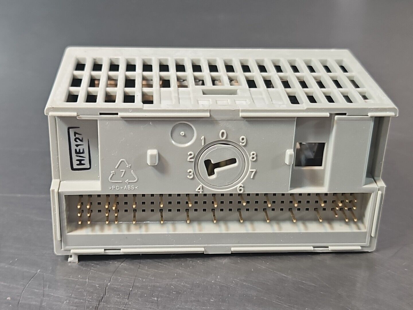 Allen Bradley 1794-0A8 Ser A Flex I/o Output Module loc3E25