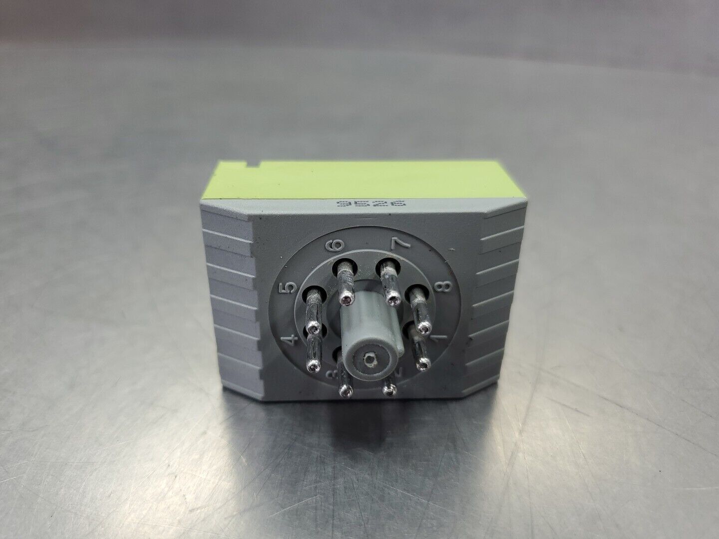 Multicomat CT2-E20/L Time Cube 20-65V Relay Block. 4D-25