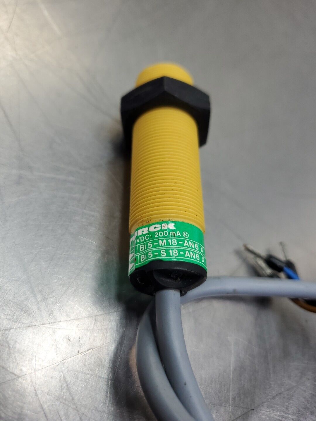 TURCK Bi5-M18-AN6X 10-30VDC 200mA Sensor Module. 5E-16