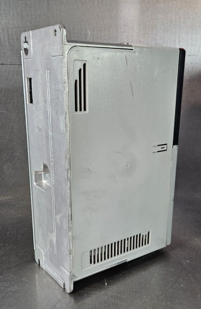 Allen-Bradley 20BD8P0A0AYNAND0 PowerFlex 700 5 HP 480 VAC (BIN521)