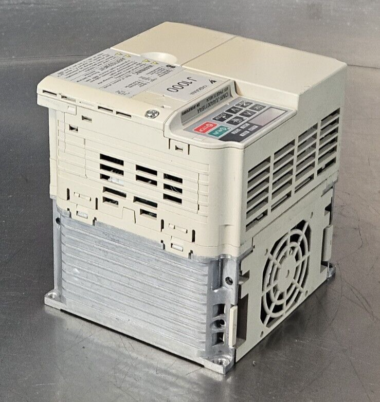 YASKAWA Electric CIMR-JU4A0011BAA PGR:1012 Input 380-480V (BIN553)