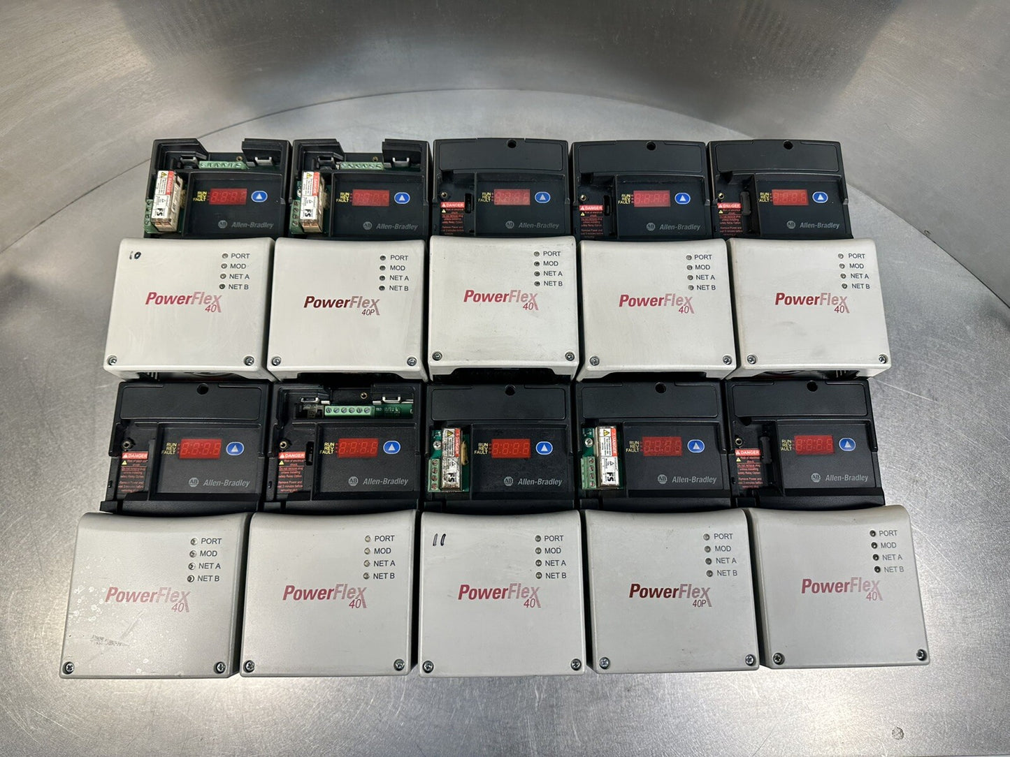 PowerFlex 40P - 22D-D4P0N104 1.5 kW (2 HP) + (22-COMM-E) Each (BIN-1.4.3)