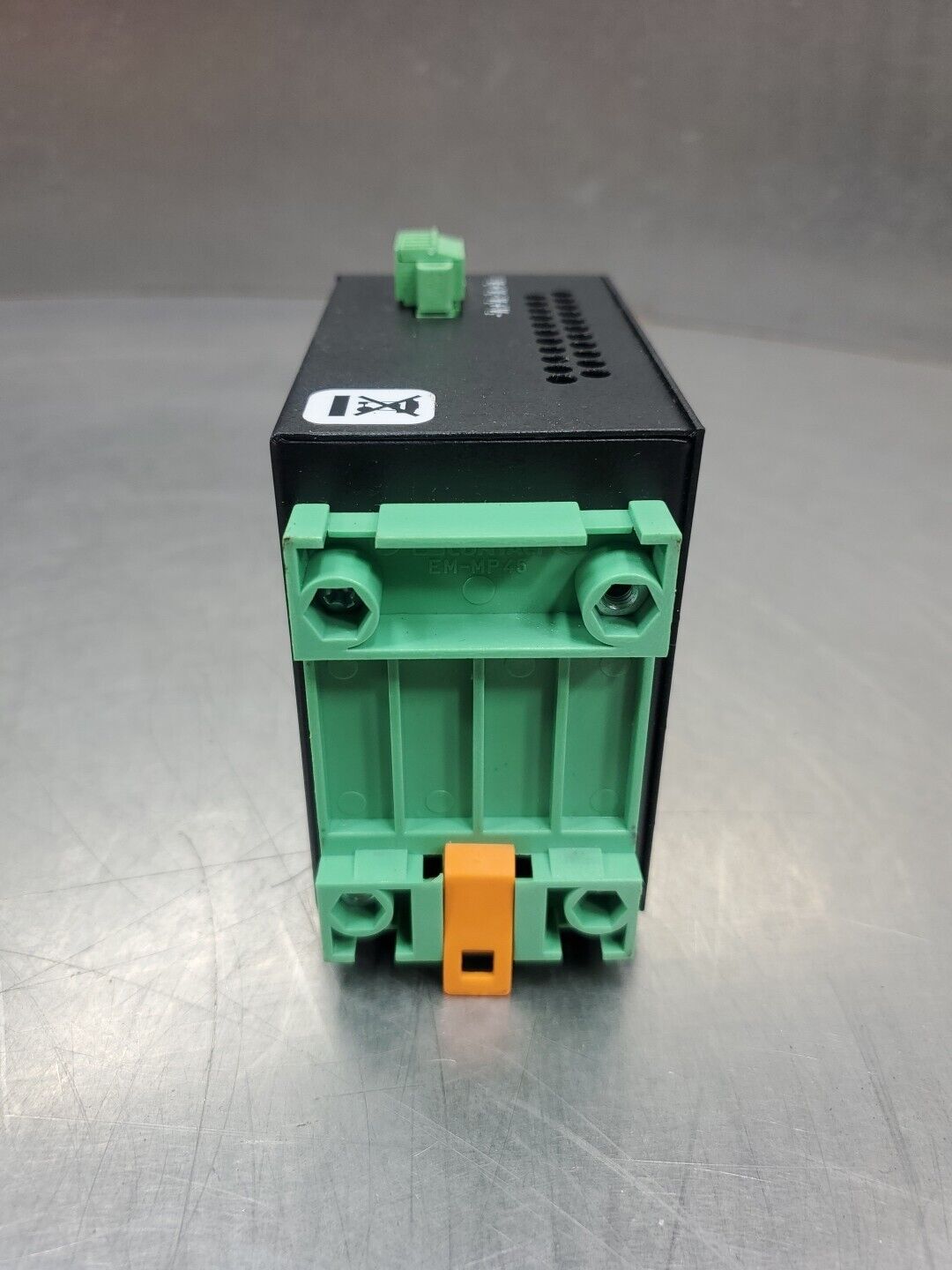 N-Tron 306TX 6-Port Industrial Ethernet Switch. 3D-5