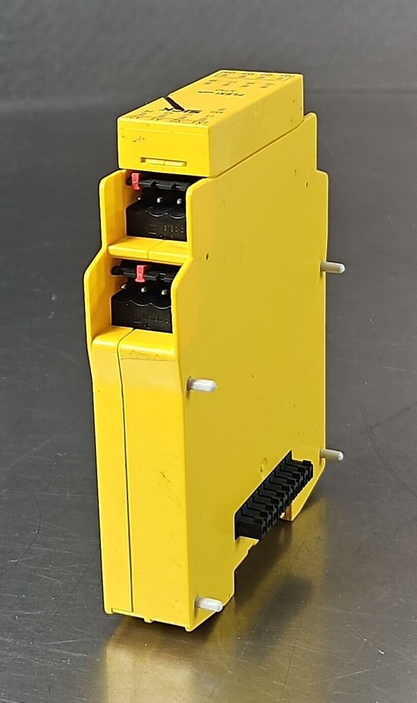 SICK FX3-XTI084002 Safety relay (BIN4.4.4)