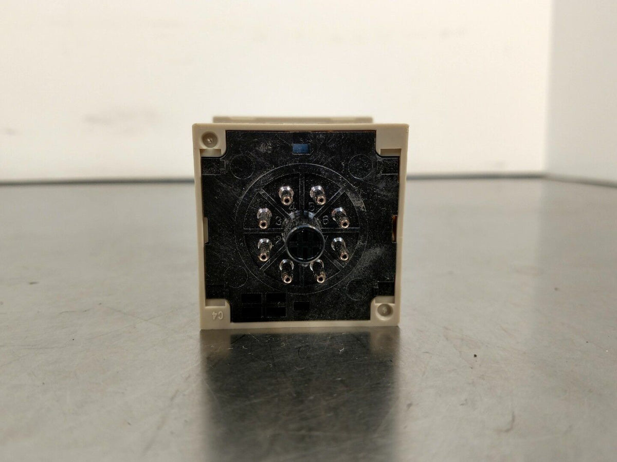 OMRON H3CR-A8 8-PIN Timer Module, 100-240VAC/100-125VDC, 5A. 5B-5/7