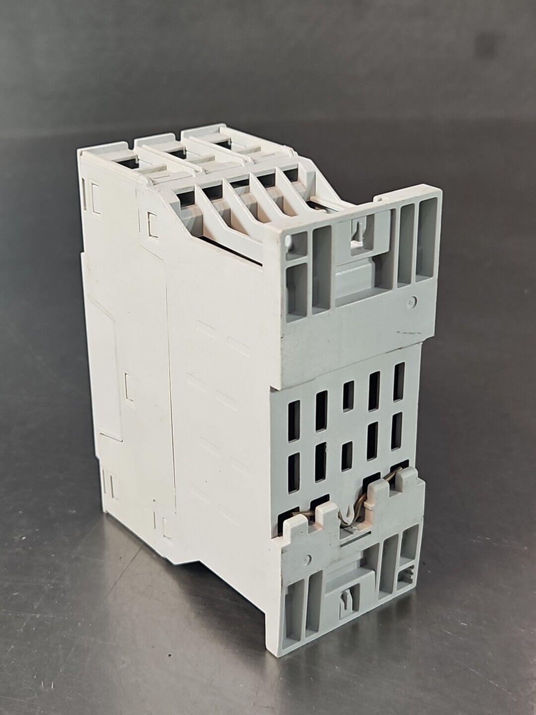 Carlo Gaazzi REC3B60D20GKE 3 Pole Contactor loc4B10