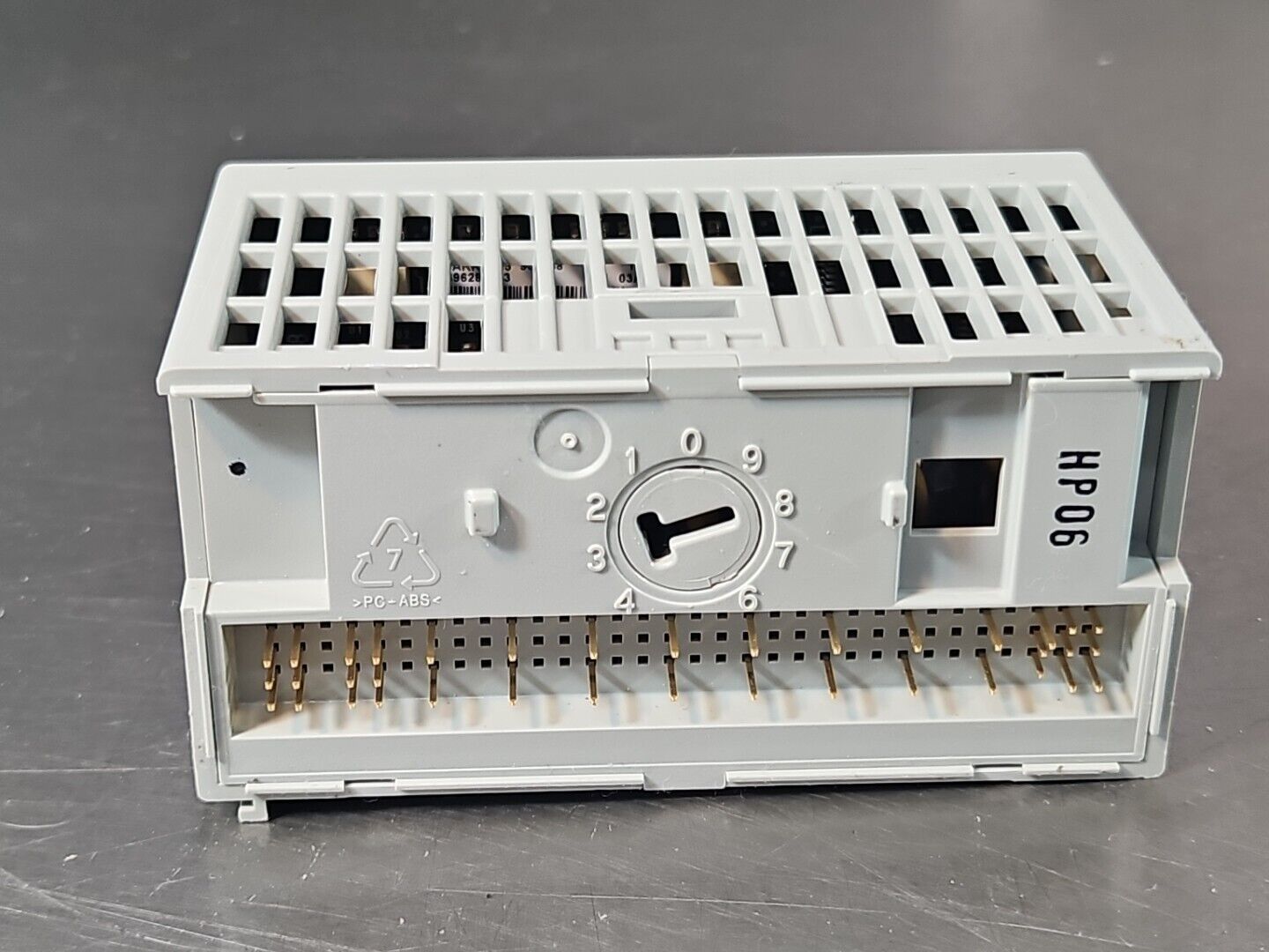 Allen Bradley 1794-0A8I Ser A Flex I/o Output Module loc3E36