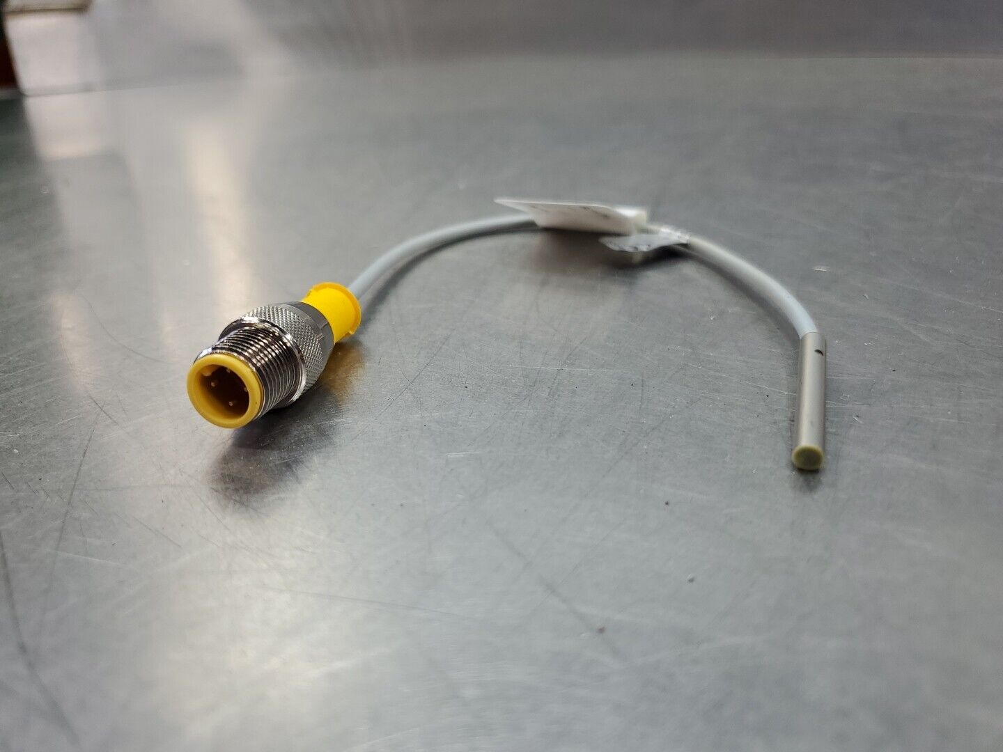 TURCK BI 1-EH04-AP6X-0.2M-RS 4T SENSOR, 10-30VDC, 100MA, 1MM. 5E-19