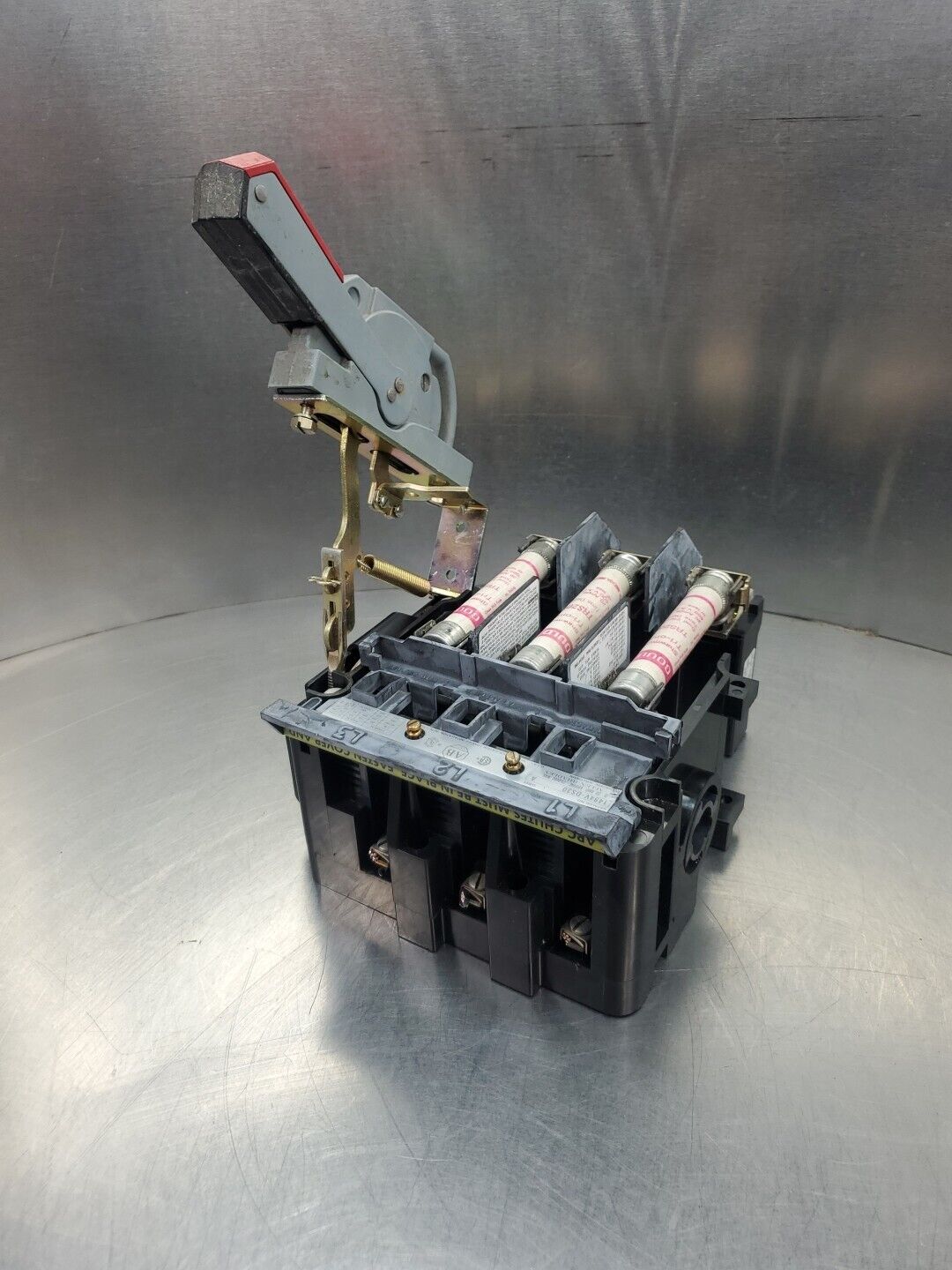 Allen-Bradley 1494V-DS30 SER D Disconnect Switch w/1494V-FSR633 Terminal. 1E-23