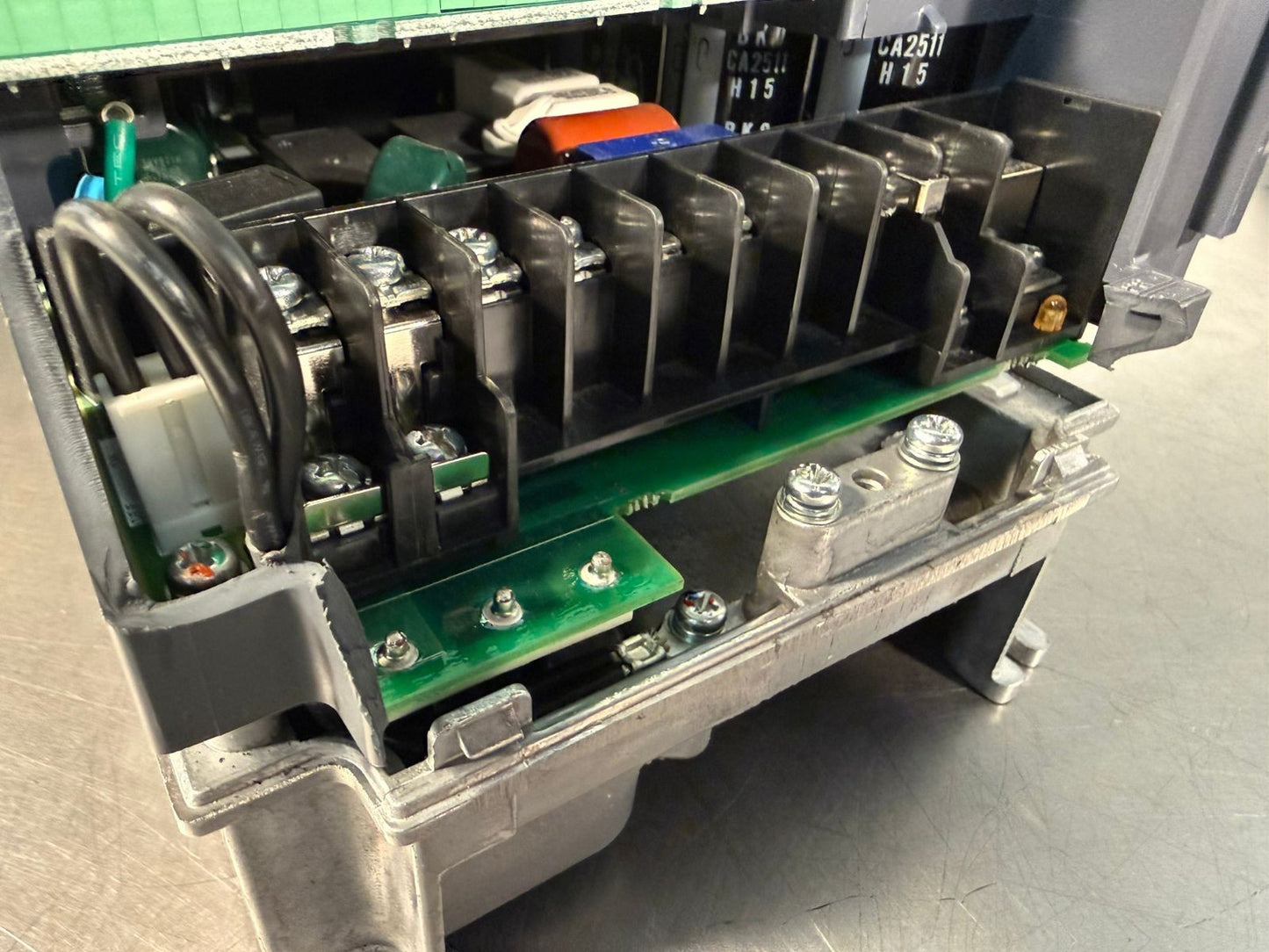 Mitsubishi FR-F840-00126-3-N6 Vfd series 3hp ac drive inverter (12.5.1)