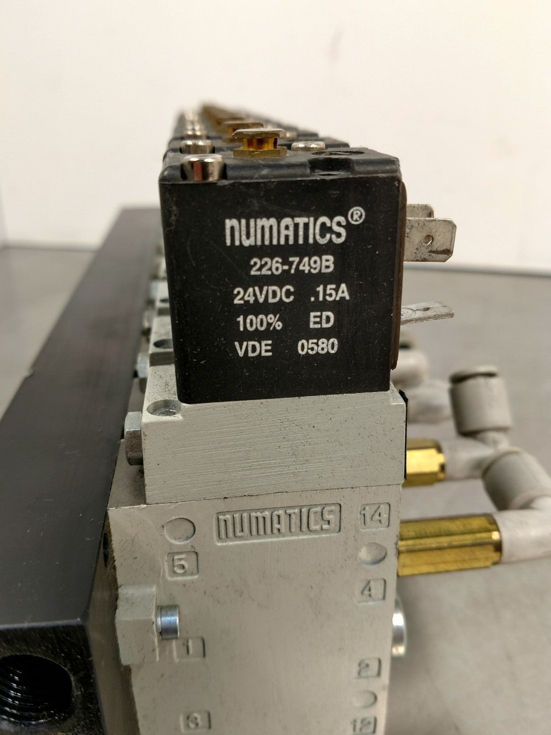 47085462