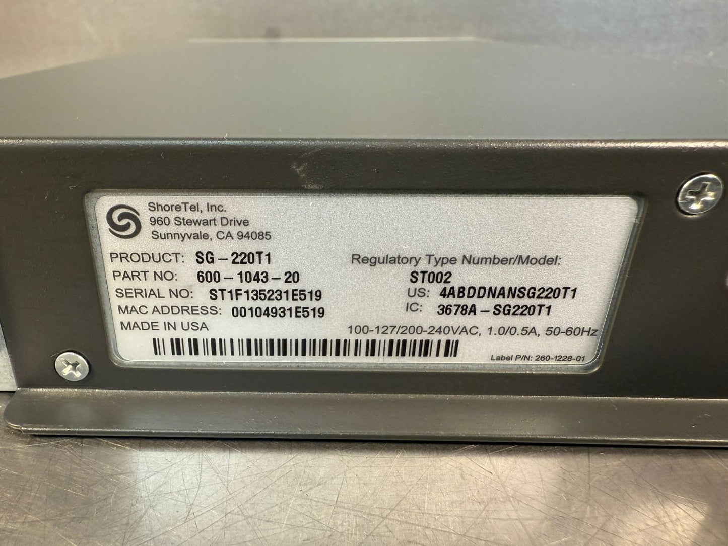 ShoreTel ShoreGear SG-220T1 Voice Switch 600-1043-20 (12.5.5)