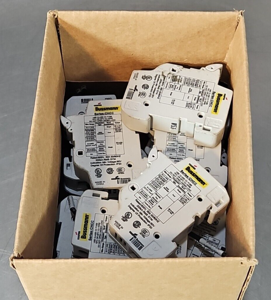 Cooper Bussmann CHCC 30amp Single-Pole Fuse Holder LOT OF 21 loc4B11