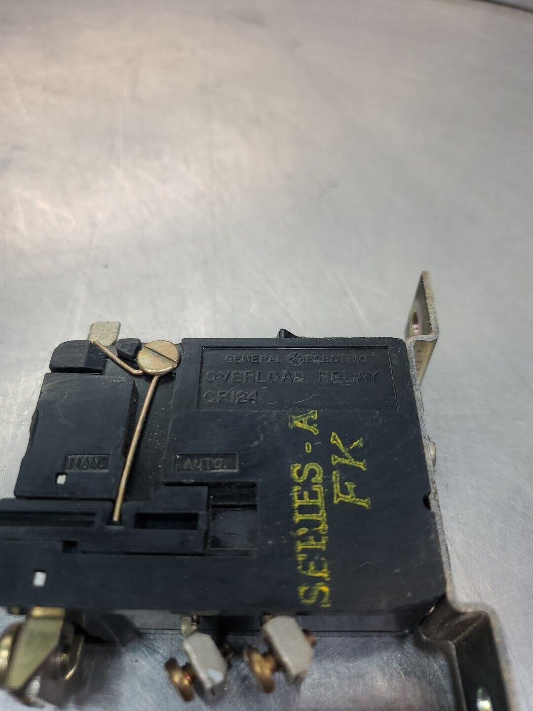 General Electric CRI24 Ser A FK Overload Relay. 4D-13
