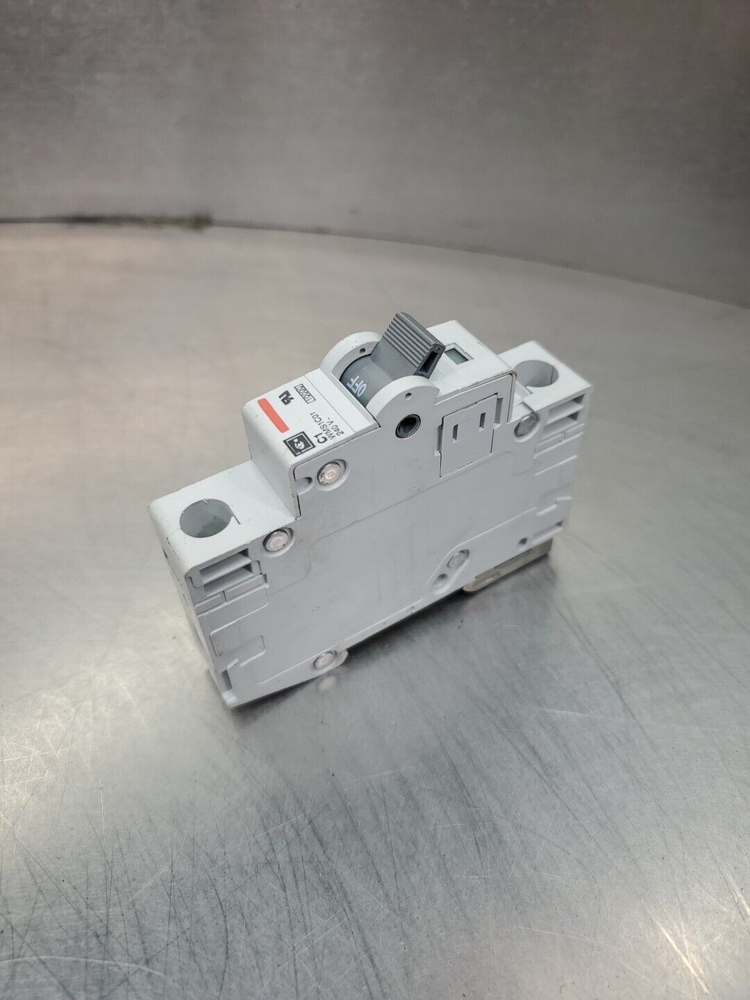 Cutler-Hammer C1 WMS1C01 Circuit Breaker, 240V. 4E-32