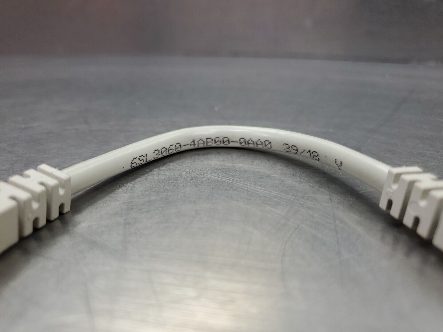 SIEMENS 6SL3060-4AB00-0AA0 SINAMICS DRIVE-CLIQ CABLE, 8" 5D-25