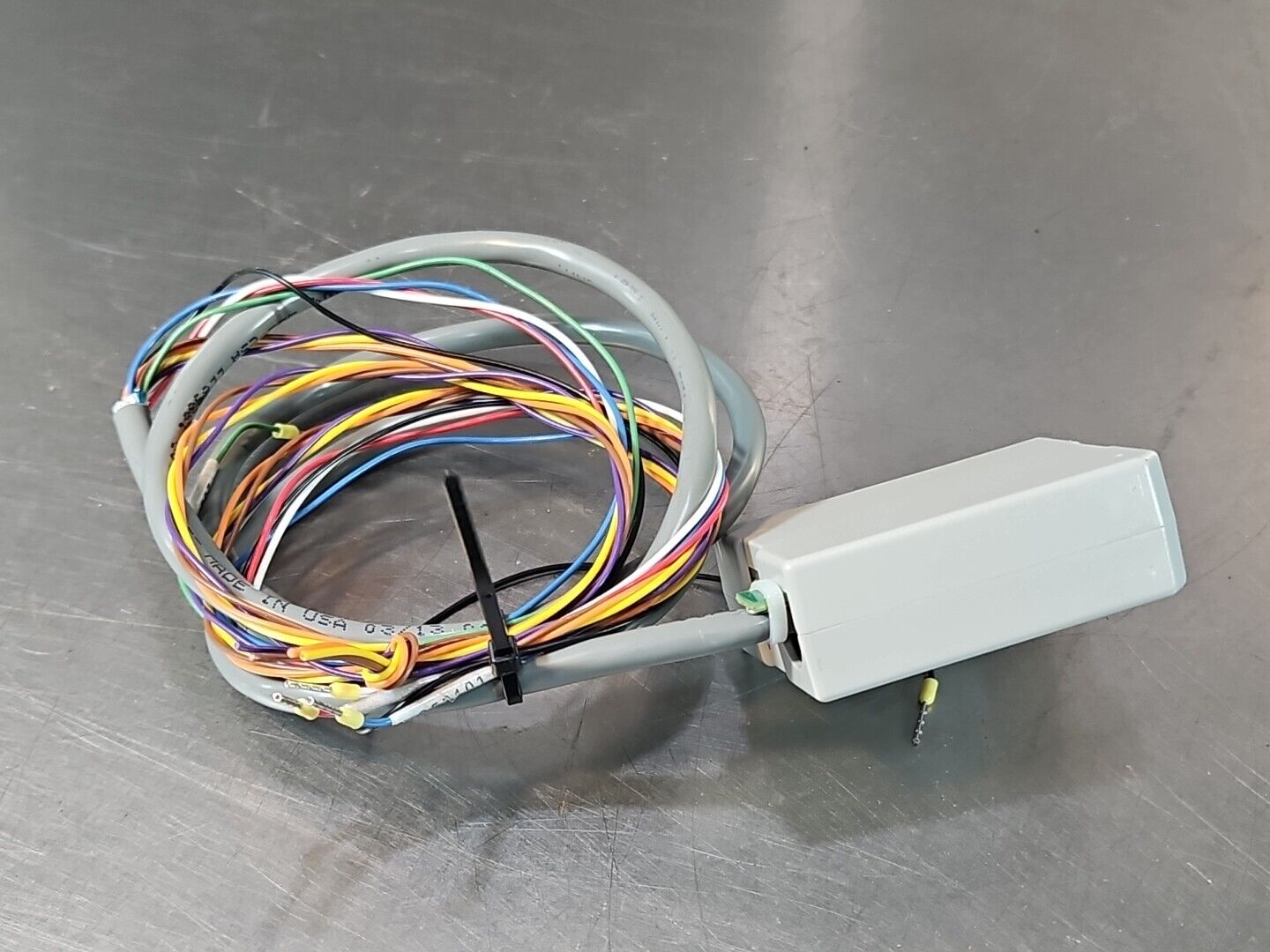 *edu Allen-Bradley - 2090-U3BB-DM12 - Breakout Board Loc4B13