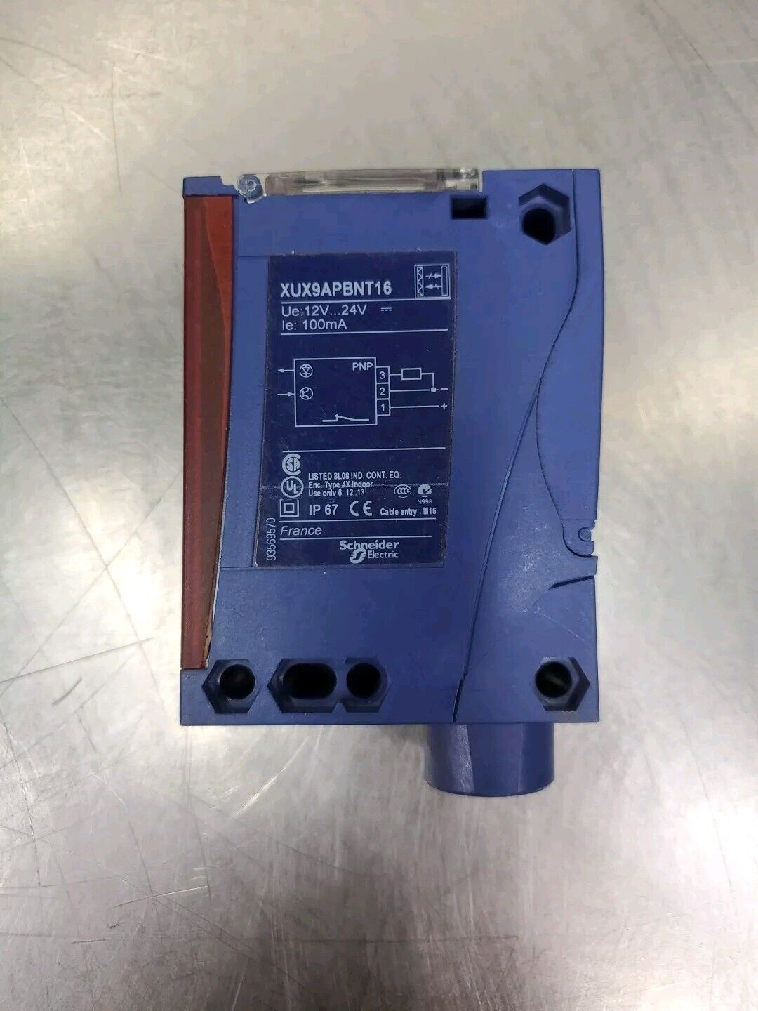 Schneider Electric XUX9APBNT16 Electric Sensor, 12-24V. 5E-5/7