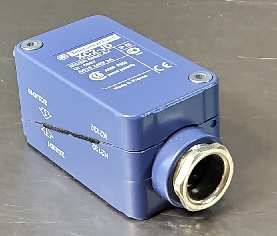 Telemecanique ZC2JD1 Limit Switch Sensor (BIN423)