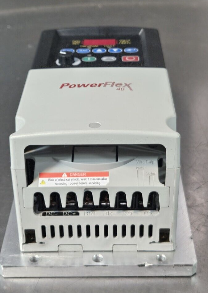 Allen-Bradley 22B-D6P0H204 PowerFlex 40 3Hp AC Drive (BIN745)
