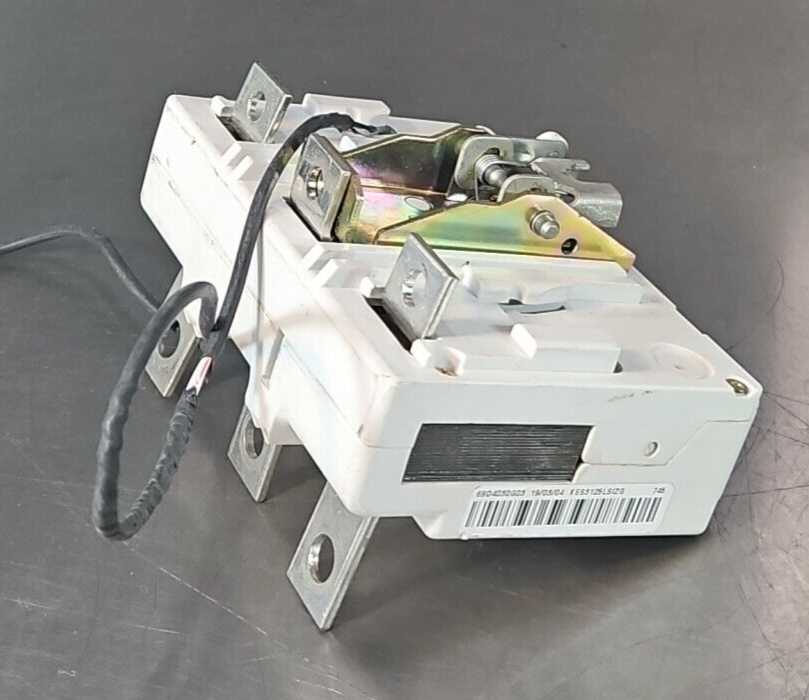 Cutler Hammer Eaton KES3125LSIZG 69D4030G03 Circuit Breaker 125A 3P loc4C14