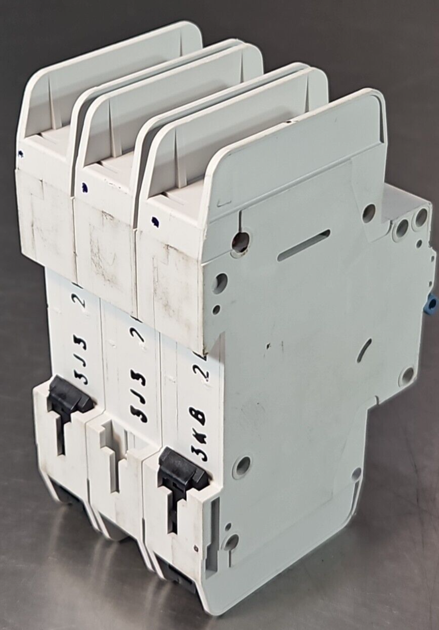 Allen-Bradley - 1489-A3D020 Ser A - Circuit Breaker loc4D6