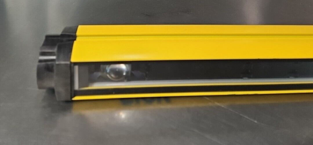 Sick M4000 Advanced Standard Saftey Light Curtain Sensor (BIN453)