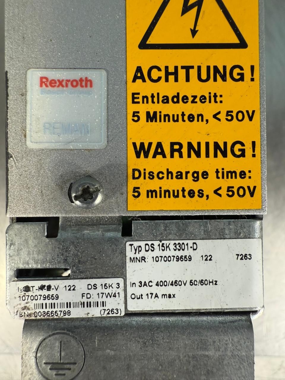 Bosch Rexroth DS-15K-3301-D Servo Drive 1070079659-122 50/60Hz (8.6.5)