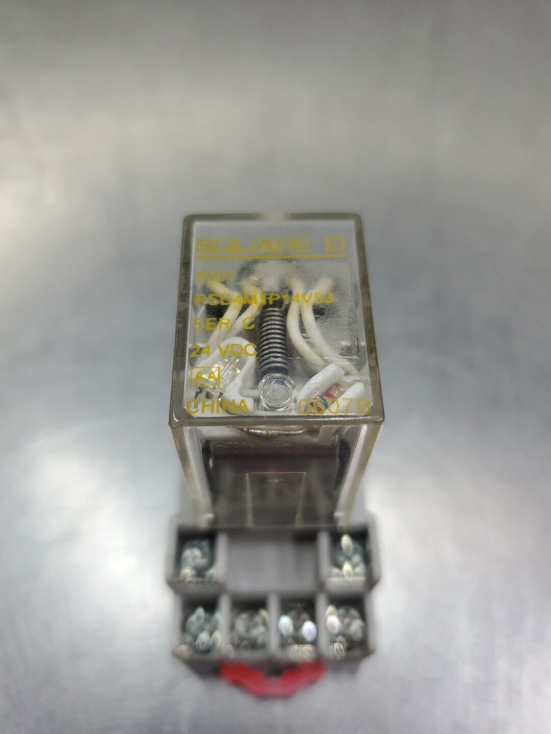 SQUARE D RSD4M1P14V53 Ser C Relay w/8501NR45 Base. 4E-35