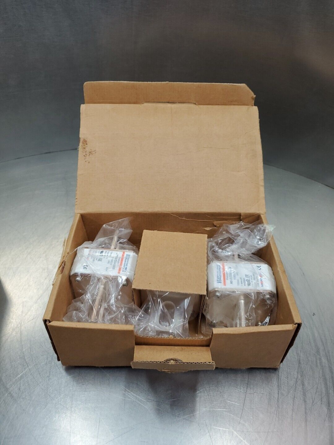 MERSEN W300238 Protistor Semiconductor Fuse, (A070URD33KI500) 700V 500A. 4C-35