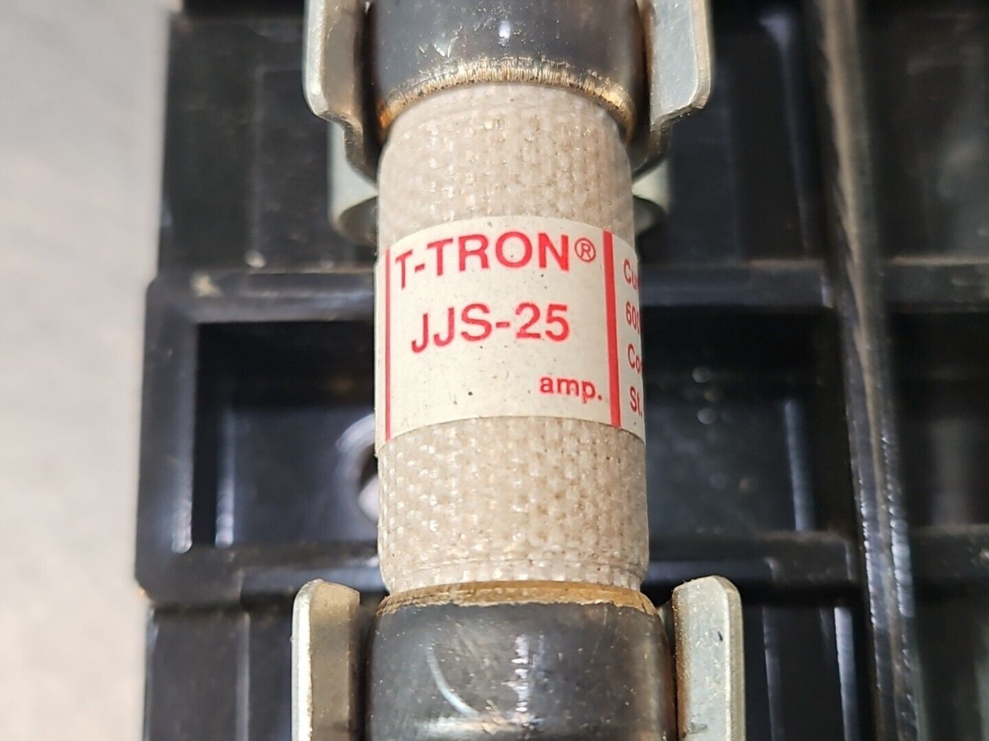 Marathon 6T30A3SP Fuse Block Holder 30A 600V 3 Pole W/fuses Loc4D4