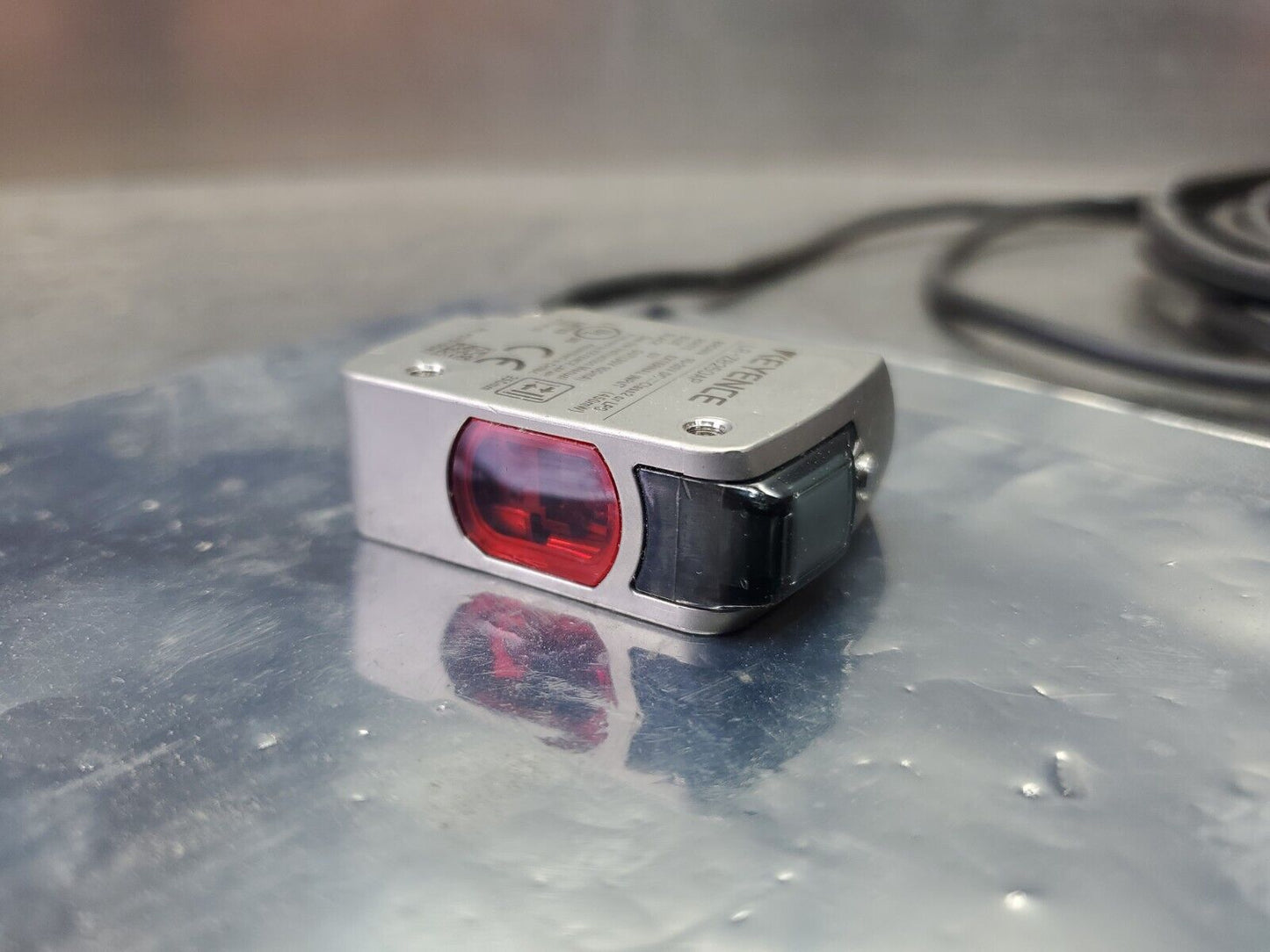 Keyence LR-ZB250AP 10-30VDC Laser Sensor. 5E-35/2