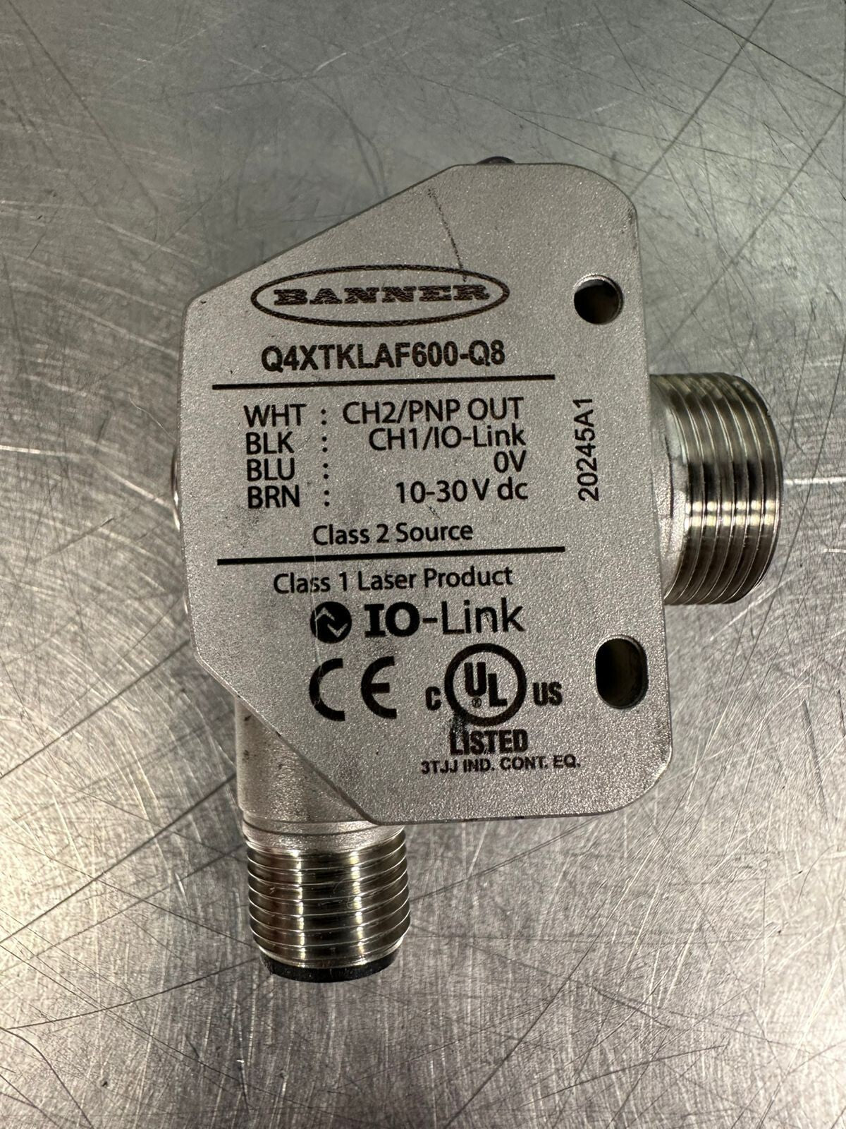 Banner Q4XTKLAF600-Q8 Photoelectric Sensor 10-30Vdc (5.3.3)