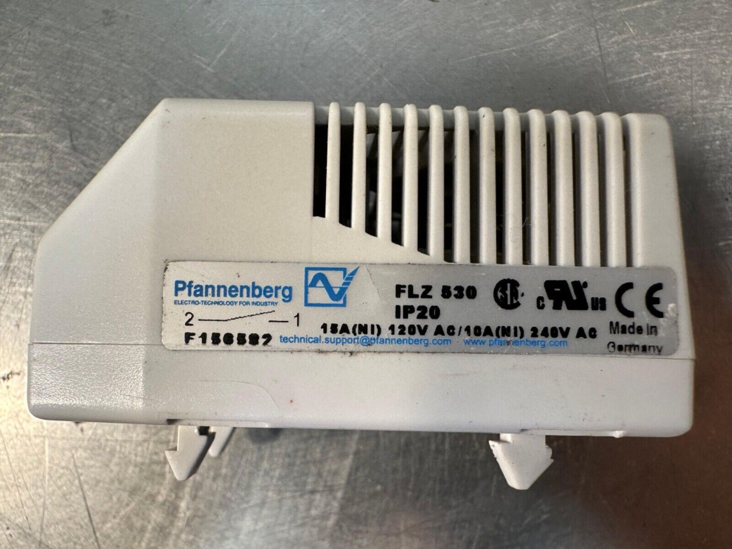 Pfannenberg Thermostat FLZ530 10A 240VAC Range: 30-140° F (4c-39)